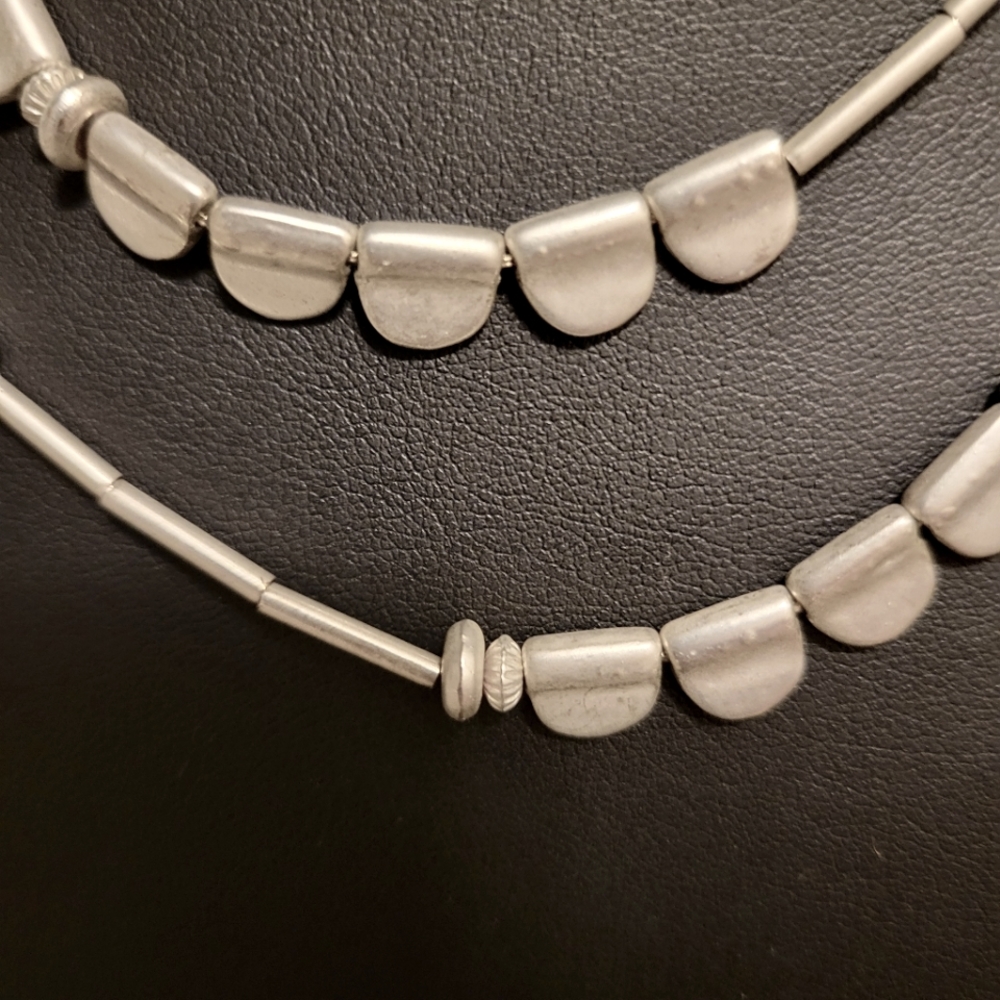 Vintage Brushed Metal Layering Necklace - Picture 3 of 4